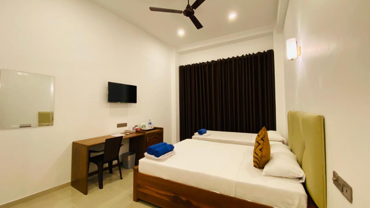 Ziegler Cottage Negombo Exterior foto